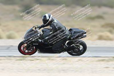 media/May-05-2025-Moto Forza (Mon) [[3c1838c5e5]]/2-B Group/Session 3 (Panning Test Turn 14 Inside)/